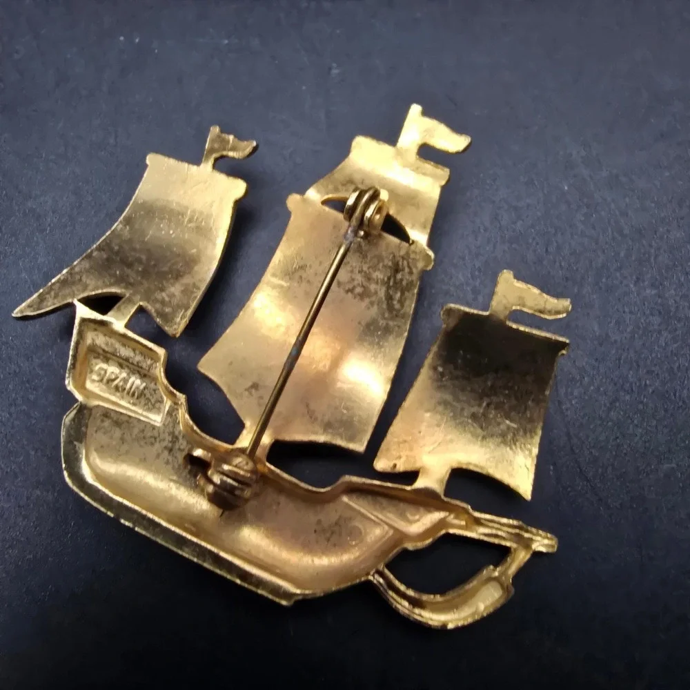 Damascene Ship Boat Brooch Gold Tone White Black Red Spain Vintage